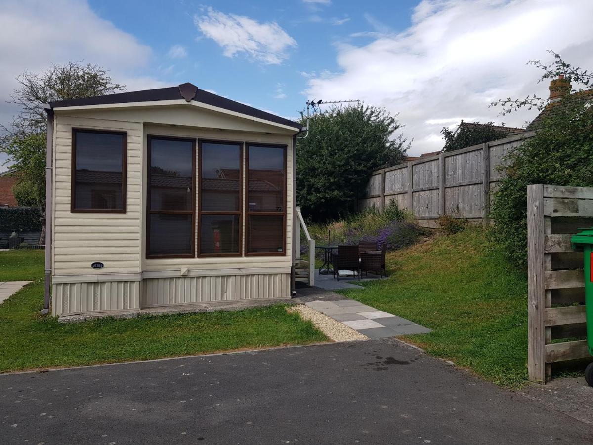 Campeggio 6 Berth Caravan On Lakeside Burnham-on-Sea
