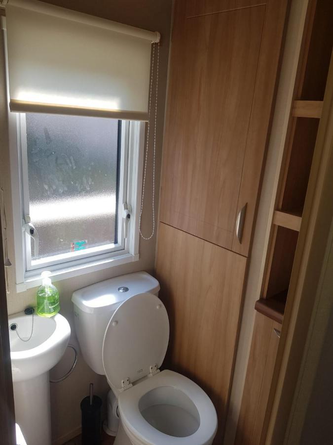 6 Berth Caravan On Lakeside Campeggio *