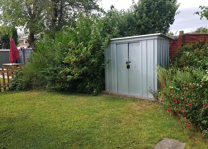 6 Berth Caravan On Lakeside Holiday Park